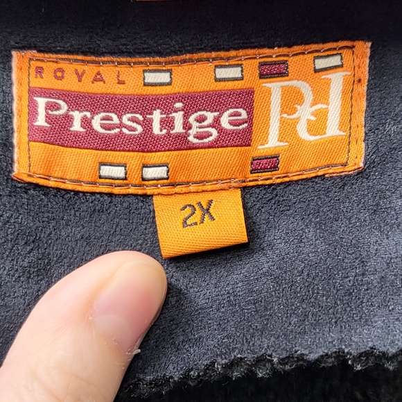 Faux Fur Coat - Picture 3 of 4